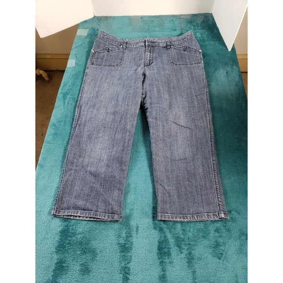 Chico's Denim - Chicos Jeans Womens Blue Sz 2.5 us sz 14 Pants Ladies Capri Denim Stretch Casual